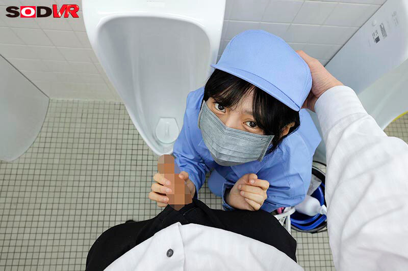 【VR】【8K】中野区本町××ビル トイレ清掃員Nさん 頼めば抜いてくれる底辺職だと見下していたらまさかの痴女化で逆レ×プ サンプル画像 5