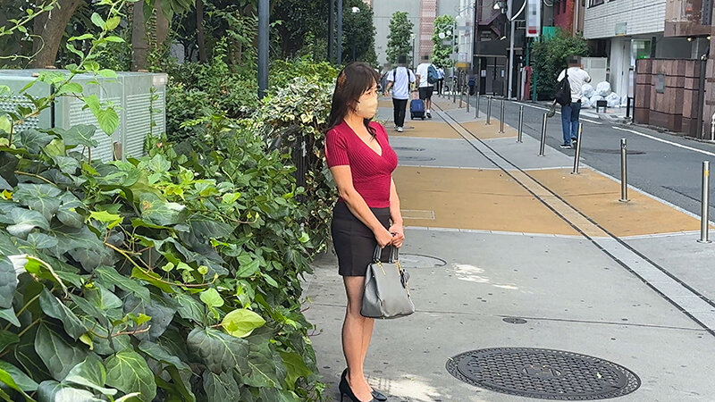 借金返済 肉体で返すつもりが…立ちんぼセックスに沼ってしまう六十路熟女 サンプル画像 11