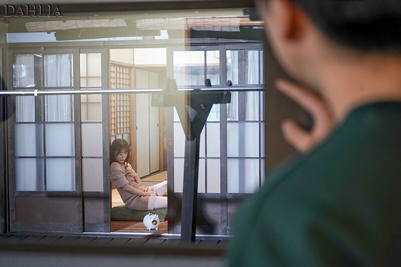 草むしりしているお隣の美人ママさんとじっとり汗だくセックスしまくった思い出の夏の日…。 糸矢めい サンプル画像 6