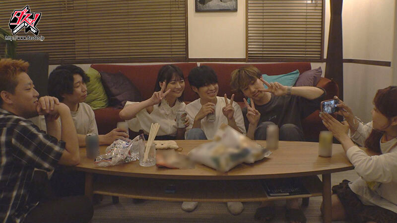 純情可憐なキミの本性はチ○ポ大好きクソビッチ… それなら僕もヤっていいよね？拗らせ童貞の逆恨み中出しレ×プ 東條なつ サンプル画像 1