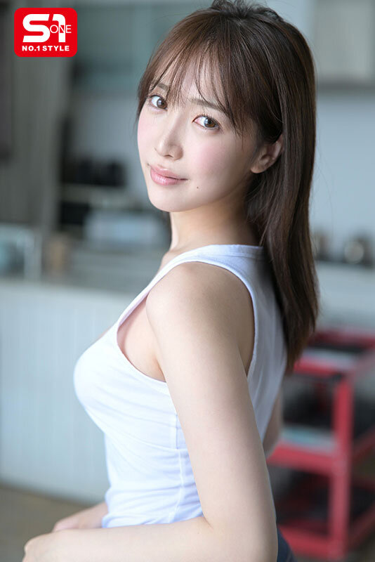 あの話題の超庶民お姉ちゃん、一歩イイオンナ感。人生初めて尽くし性交で絶頂イキまくり初体験3本番 鈴木希 サンプル画像 1