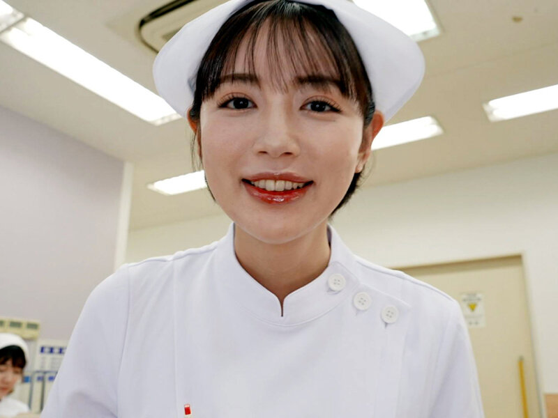 おしっこ飲ませ病棟 患者に飲尿クンニさせて射精管理する変態ドSな痴女聖水ナース 美咲かんな サンプル画像 1