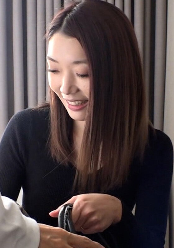 M787G-06 東京に一人旅の若妻さんをナンパしてホテルでハメ撮りSEX！ヤリたい盛りのガードゆるい不貞妻！