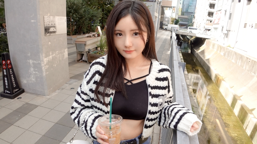 SIRO-5438 Gの衝撃！ファーストフード店で働くテイクアウトガールがやってきた！揺れるG乳！波打つ尻肉！満足度100%ボディで男の性欲を駆り立て、神から授かったスタイルと膣圧で精液を最後の一滴まで吸い尽くす！【初撮り】ネットでAV応募→AV体験撮影 2327