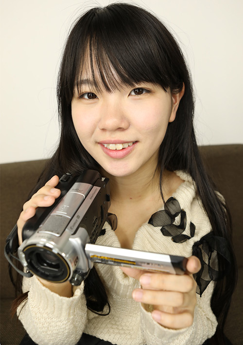 FJD-1369 素人娘かなこちゃんの舌・口内自撮り