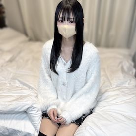 1年ぶりに登場！【無】【中出し】スレンダーちっぱいのお宝映像！男心をくすぐるショーパン、ニーハイ。仲良くお風呂からのブルマに着替えてもらい、背徳感を楽しみながら中出しSEX。※特典あり